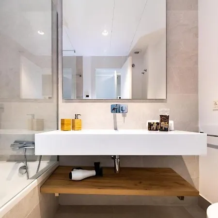 Deluxe Duplex Con Piscina Privada * מארבלה