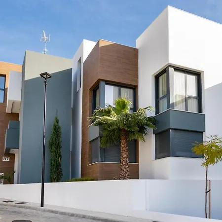 דירה Deluxe Duplex Con Piscina Privada מארבלה