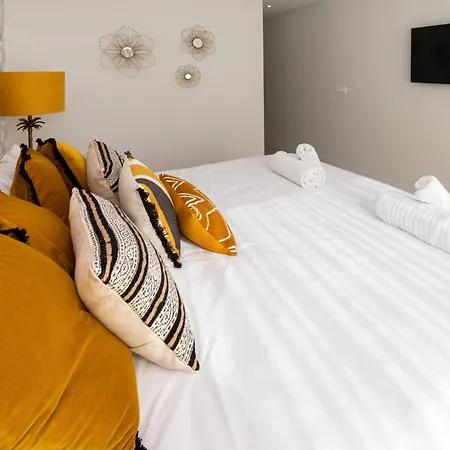 Deluxe Duplex Con Piscina Privada * Marbella