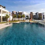 Deluxe Duplex Con Piscina Privada